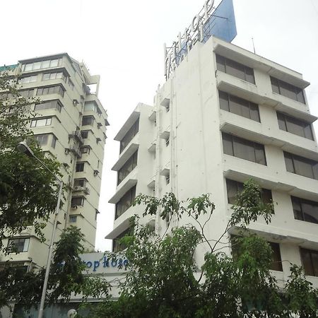 מומביי Hiltop Hotel מראה חיצוני תמונה