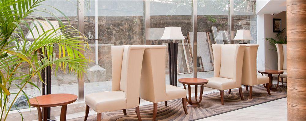 מומביי Hiltop Hotel מראה חיצוני תמונה