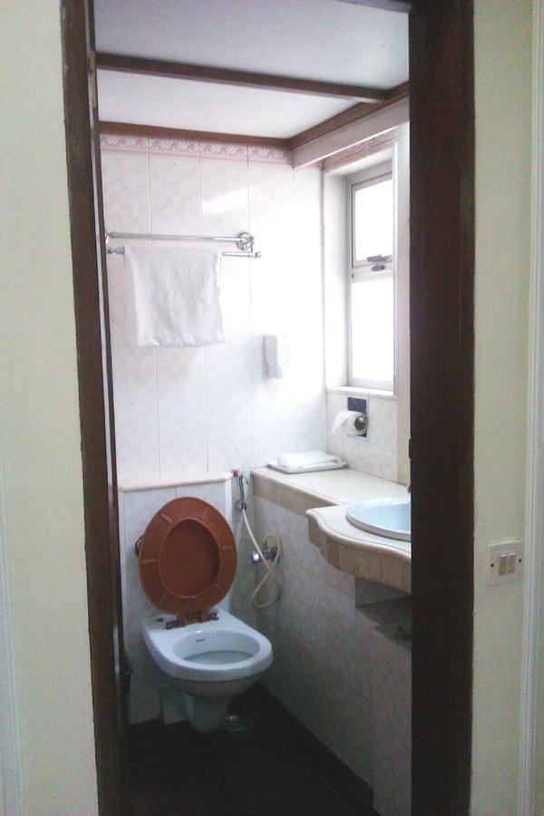 מומביי Hiltop Hotel מראה חיצוני תמונה